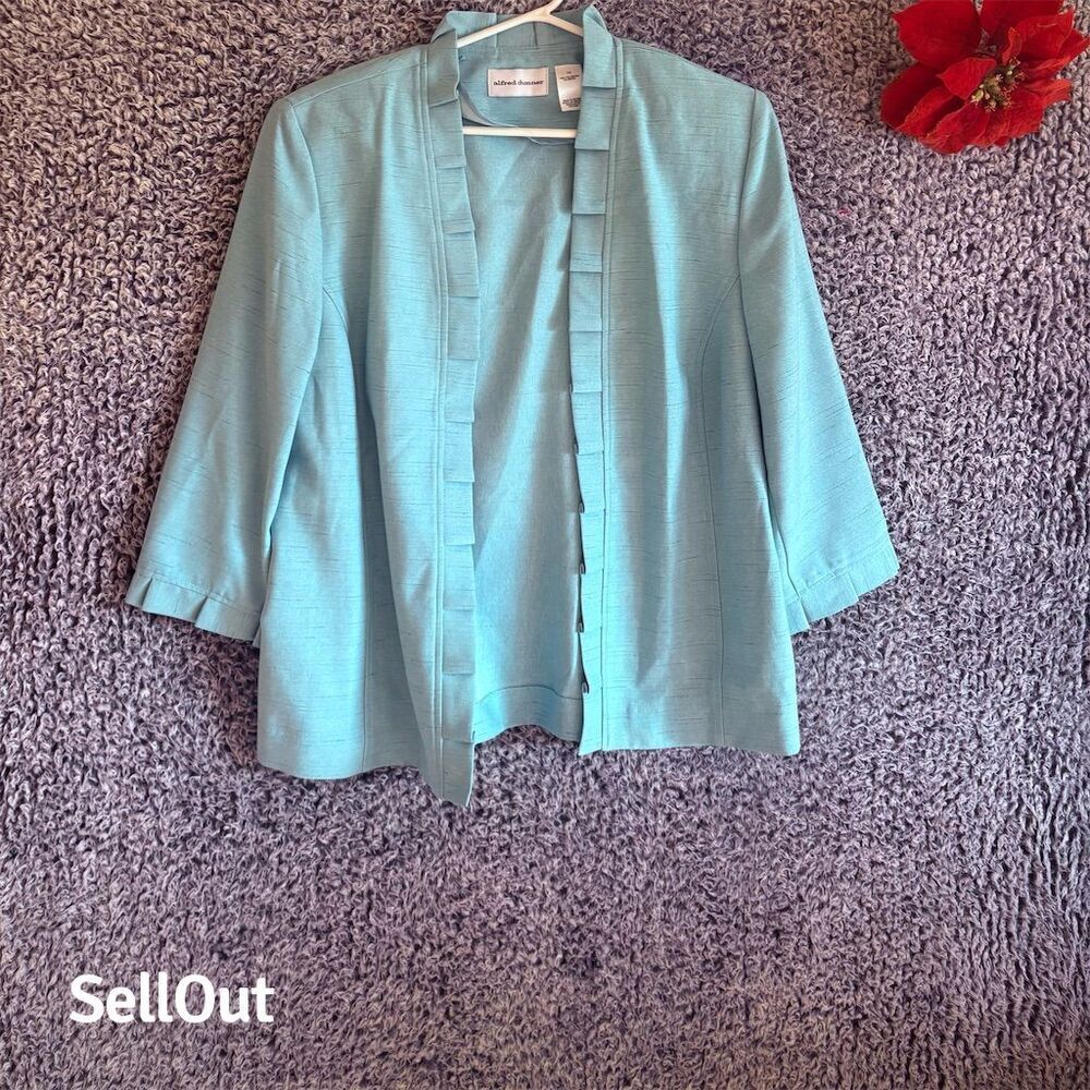 Alfred Dunner Women's Green Jacket Size 14 3/4 Sleeve Ruffle Accent